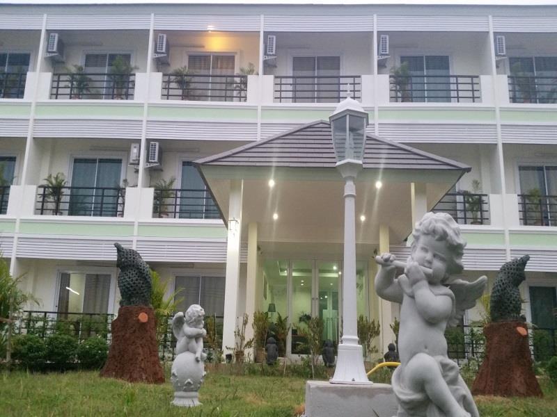 Privacy Hotel Lopburi